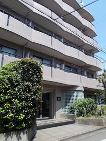 東京都世田谷区赤堤２ 3階建 築30年9ヶ月