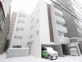 北海道札幌市中央区南十七条西８ 5階建 築6年5ヶ月