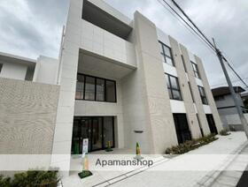 東京都杉並区西荻北１ 3階建 