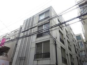 東京都新宿区西新宿８ 5階建 築19年5ヶ月