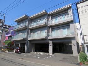 北海道札幌市中央区南三条西２３ 3階建