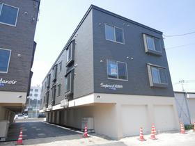 北海道札幌市南区真駒内本町５ 3階建 築5年3ヶ月