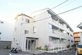 徳島県徳島市南昭和町５ 3階建