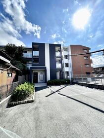 愛知県名古屋市北区大杉３ 3階建 築7年4ヶ月