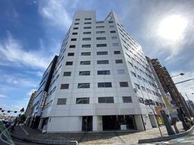 岡山県岡山市北区弓之町 11階建