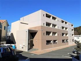 神奈川県藤沢市高倉 賃貸マンション