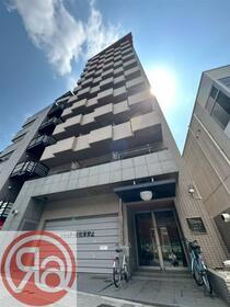 プレサンス梅田西 11階建