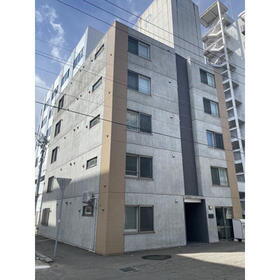 北海道札幌市中央区南一条西１３ 5階建 築9年4ヶ月