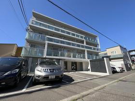 北海道札幌市西区山の手四条１ 4階建 築4年4ヶ月