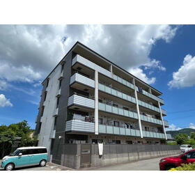福岡県糟屋郡須惠町大字植木 5階建 築12年7ヶ月