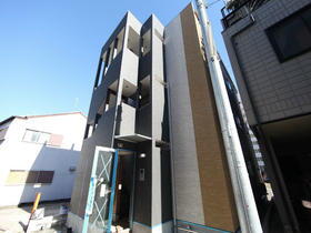 愛知県名古屋市北区大曽根４ 3階建 築10年9ヶ月