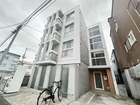 北海道札幌市豊平区平岸三条６ 4階建 築7年10ヶ月