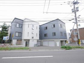 北海道札幌市北区北三十一条西９ 3階建 築17年9ヶ月