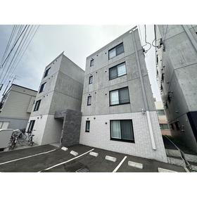 北海道札幌市西区発寒三条１ 4階建 築5年5ヶ月