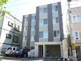 北海道札幌市中央区南三条西２２ 4階建 築14年3ヶ月