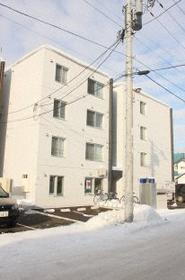 北海道札幌市中央区北十条西２３ 4階建 築12年9ヶ月