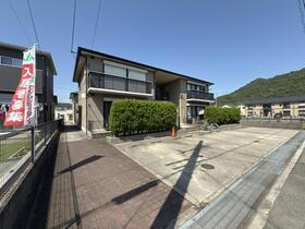 兵庫県姫路市広畑区蒲田２ 2階建