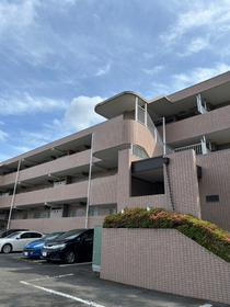 神奈川県川崎市麻生区上麻生２ 3階建 築34年9ヶ月
