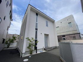 静岡県浜松市中央区曳馬５ 2階建 築9年1ヶ月