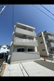 セブンプロート江波本町ＩＩ（北側） 3階建