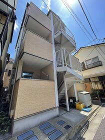 ベルエール 3階建