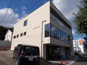 神奈川県横浜市神奈川区片倉３ 3階建 築1年10ヶ月