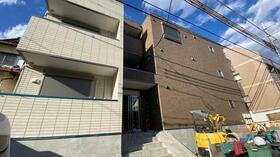 千葉県松戸市緑ケ丘２ 3階建 築1年6ヶ月