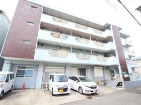 日下マンション 4階建