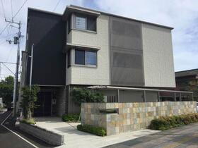 高知県南国市後免町４ 3階建 築6年10ヶ月