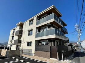 広島県廿日市市串戸１ 3階建 築2年