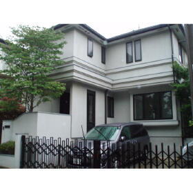 東京都大田区田園調布本町 2階建