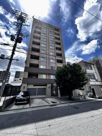 愛知県名古屋市東区泉３ 10階建 築17年4ヶ月