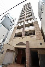 大阪府大阪市中央区南船場１ 地上14階地下1階建