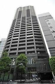 東京都新宿区西新宿７ 32階建 築18年4ヶ月