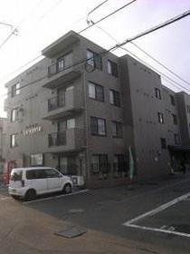 北海道札幌市北区新琴似七条２ 4階建 築19年9ヶ月