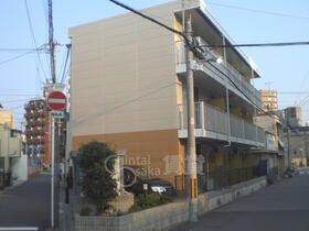 大阪府大阪市淀川区塚本３ 3階建 築23年2ヶ月
