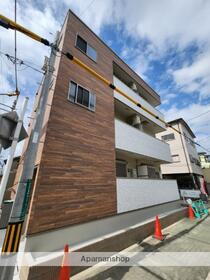 大阪府堺市西区浜寺石津町中３ 築1年8ヶ月 3階建