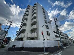 大阪府大阪市淀川区三国本町２ 築40年12ヶ月 8階建