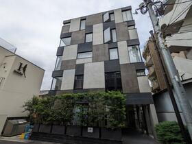 東京都渋谷区恵比寿２ 築7年8ヶ月 地上5階地下1階建