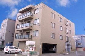 北海道札幌市北区新琴似三条１ 4階建 築23年9ヶ月