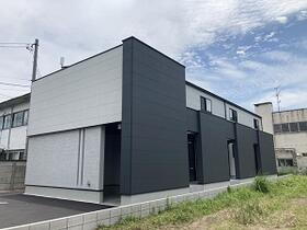 ブエナカーサ花堂北 2階建