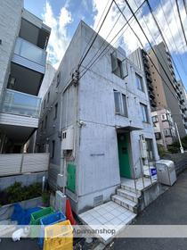 東京都豊島区池袋３ 3階建 築16年4ヶ月