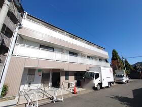 Ｔ　ＨＯＵＳＥ