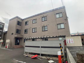 北海道札幌市北区屯田六条２ 3階建 築16年10ヶ月