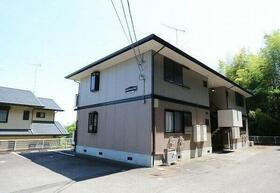 神奈川県南足柄市岩原 2階建