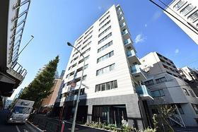 東京都港区南青山６ 築6年5ヶ月 10階建