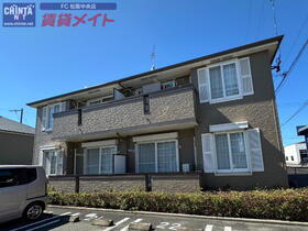 三重県松阪市市場庄町 2階建