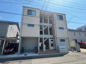 宮城県仙台市若林区六丁の目南町 3階建 築1年10ヶ月