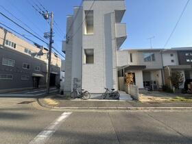 ル・レーヴ　ＫＡＷＡＮＩＳＨＩ（ル　レーヴ　カ