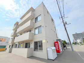Ｖｉｌｌａ　Ｓｕｎｌｉｔ　（ヴィラサンリット） 4階建